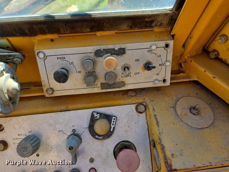 image for item EB1428 Caterpillar 930 wheel loader