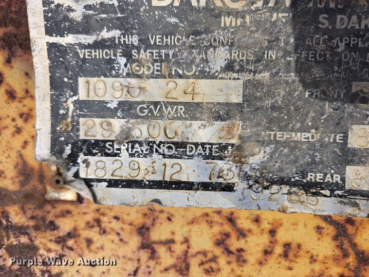 image for item EB1429 1973 Trail Eze 1090 equipment trailer