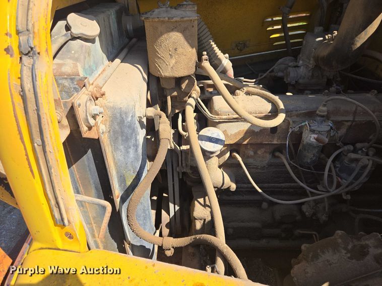 image for item EB1431 1966 International R185 dump truck