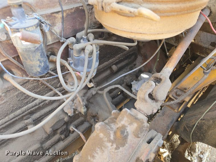 image for item EB1431 1966 International R185 dump truck
