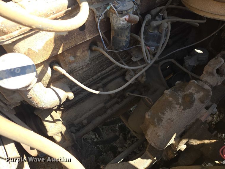 image for item EB1431 1966 International R185 dump truck