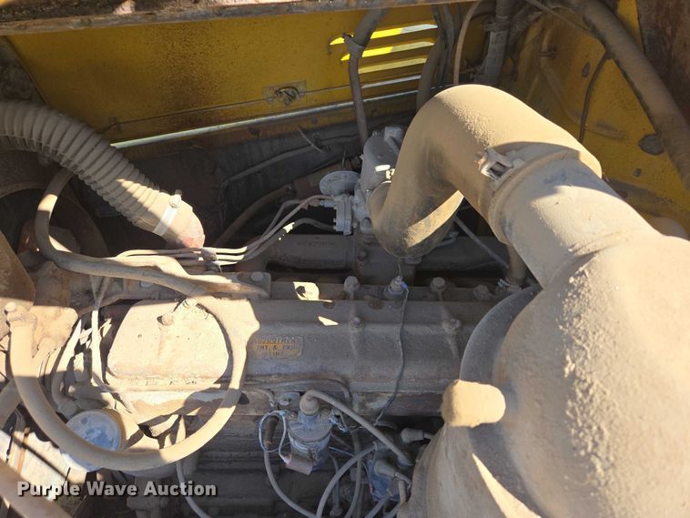 image for item EB1431 1966 International R185 dump truck