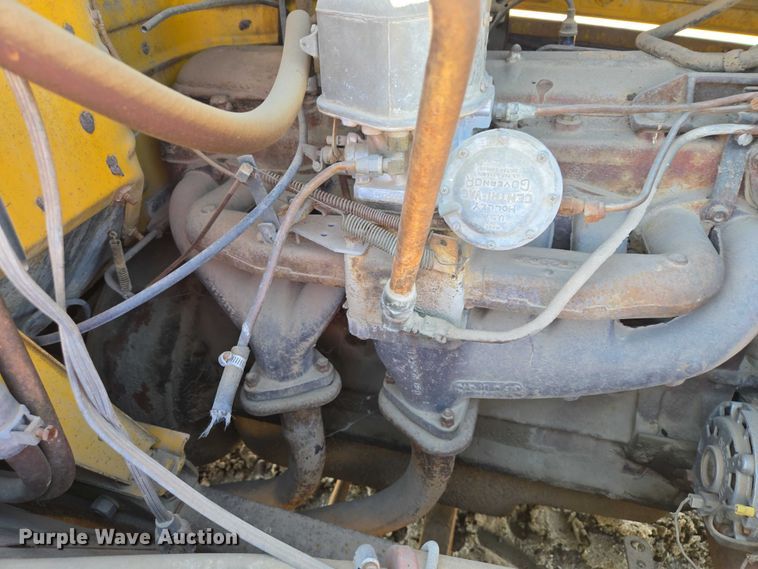 image for item EB1431 1966 International R185 dump truck