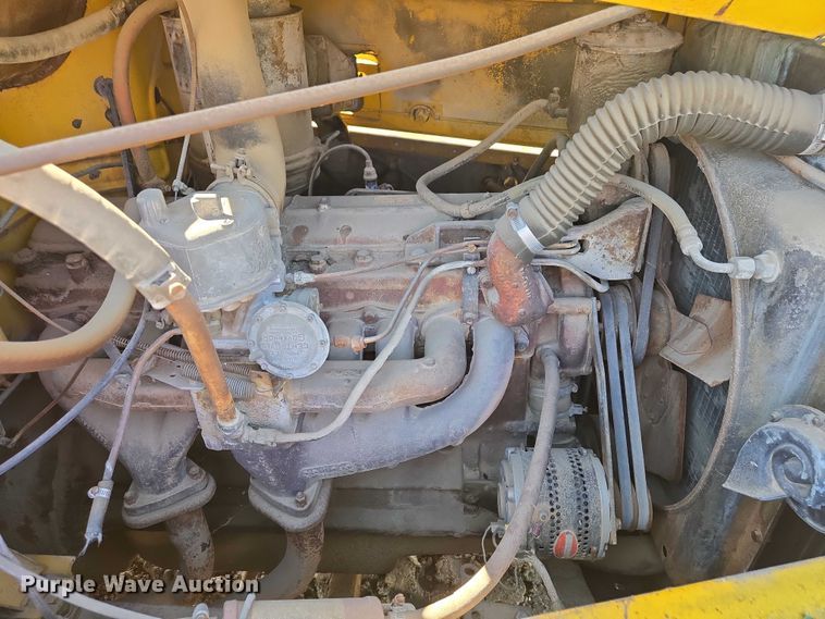 image for item EB1431 1966 International R185 dump truck
