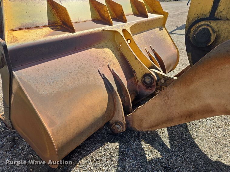 image for item EB1434 2001 John Deere 644H wheel loader
