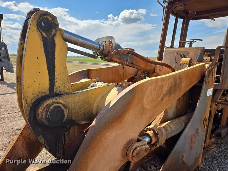 image for item EB1434 2001 John Deere 644H wheel loader