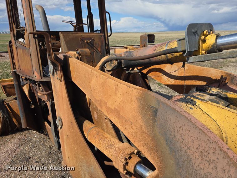 image for item EB1434 2001 John Deere 644H wheel loader