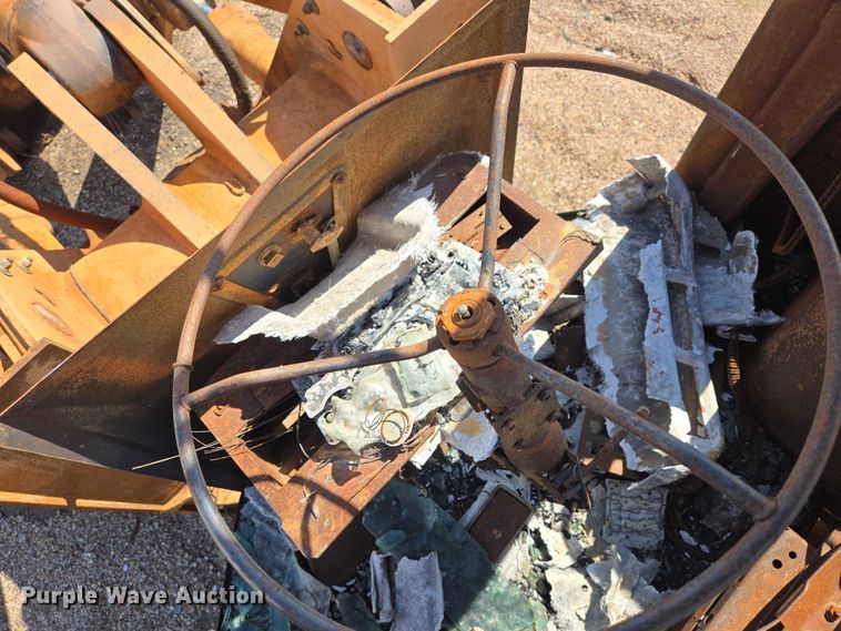 image for item EB1434 2001 John Deere 644H wheel loader