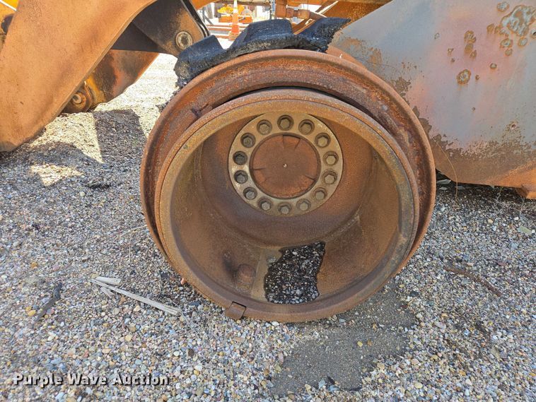 image for item EB1434 2001 John Deere 644H wheel loader