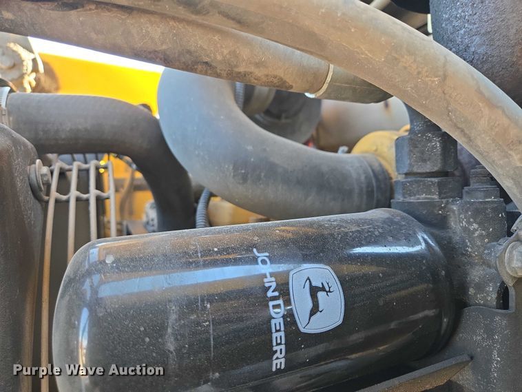 image for item EB1435 2005 John Deere 317 skid steer loader