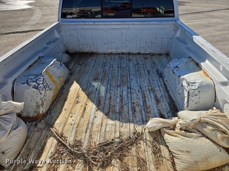 image for item EB1436 2001 Chevrolet S-10  pickup truck