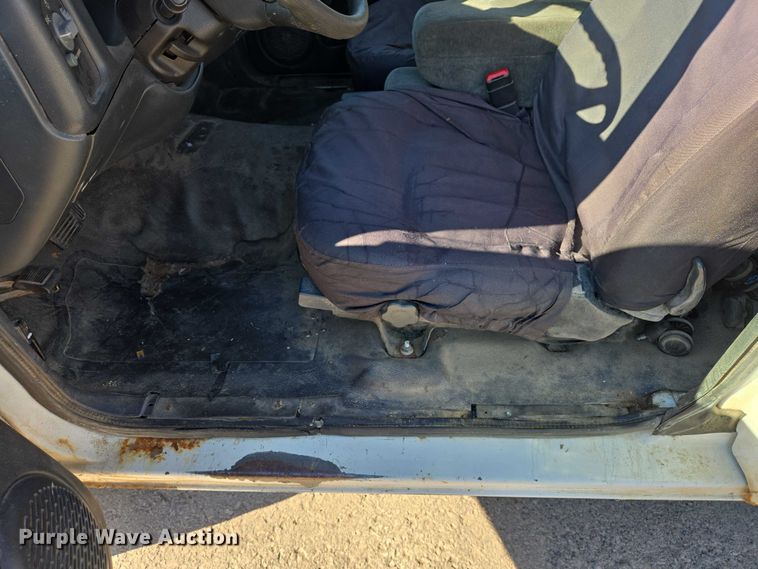 image for item EB1436 2001 Chevrolet S-10  pickup truck