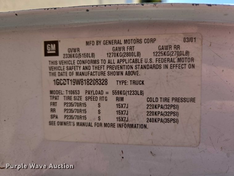 image for item EB1436 2001 Chevrolet S-10  pickup truck