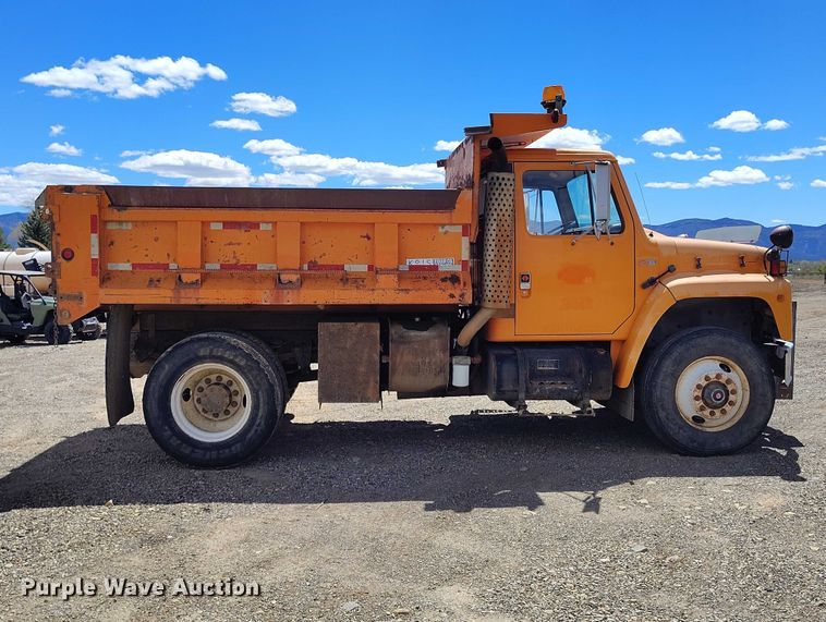 image for item ED0054 1989 International 1954 dump truck