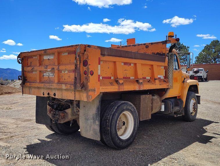image for item ED0054 1989 International 1954 dump truck