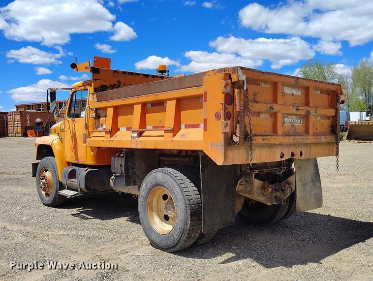 image for item ED0054 1989 International 1954 dump truck