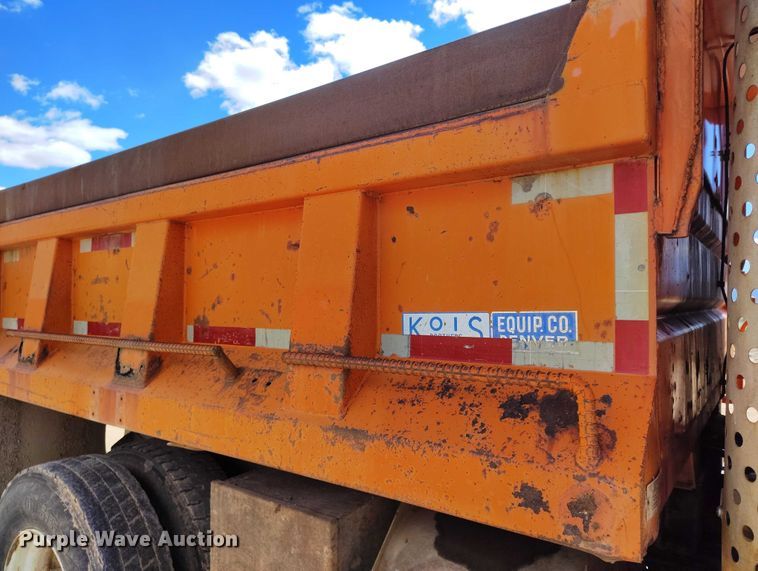 image for item ED0054 1989 International 1954 dump truck