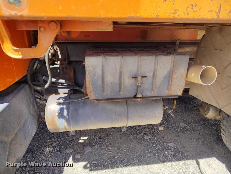 image for item ED0054 1989 International 1954 dump truck