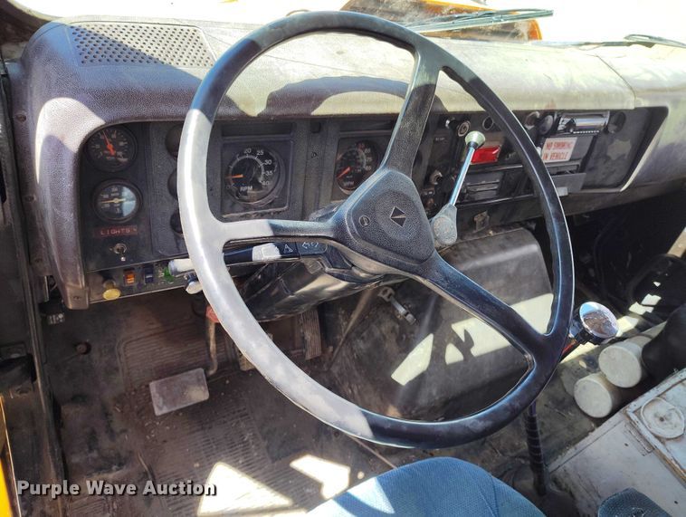 image for item ED0054 1989 International 1954 dump truck