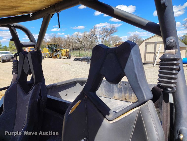 image for item ED0059 2019 Can-Am Commander utility vehicle