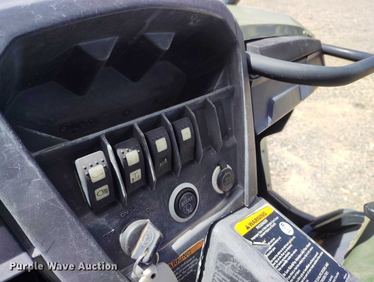 image for item ED0059 2019 Can-Am Commander utility vehicle