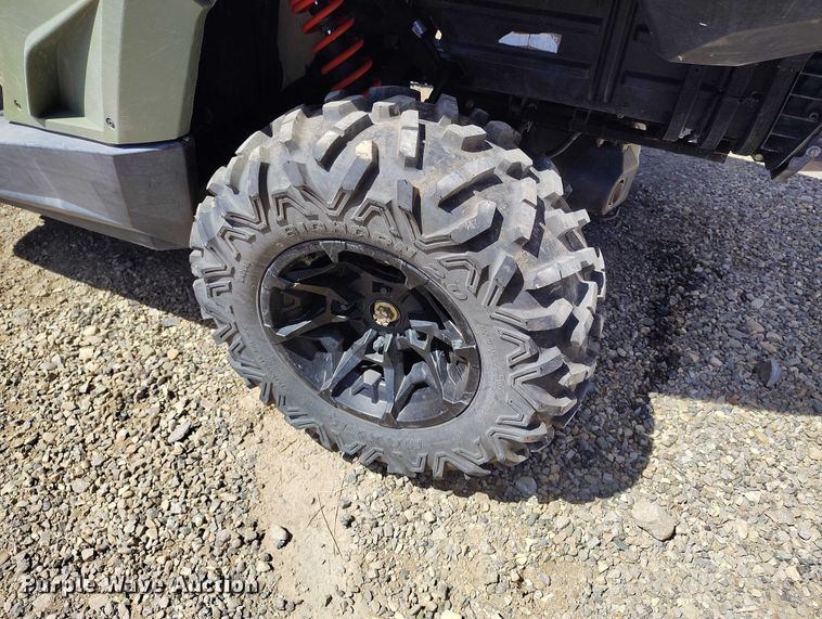 image for item ED0059 2019 Can-Am Commander utility vehicle