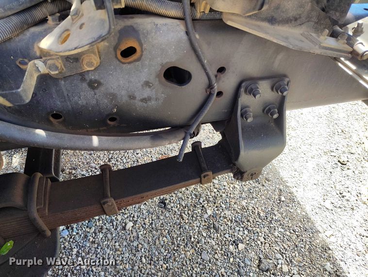 image for item ED0061 1993 International 4700 applicator truck