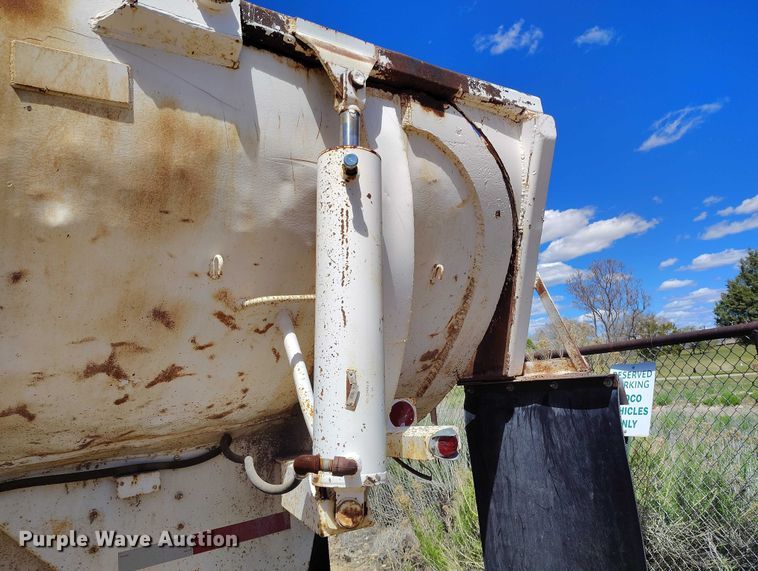 image for item ED0062 1975 Shop built end dump trailer