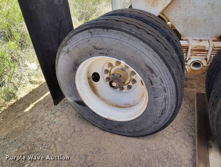 image for item ED0062 1975 Shop built end dump trailer
