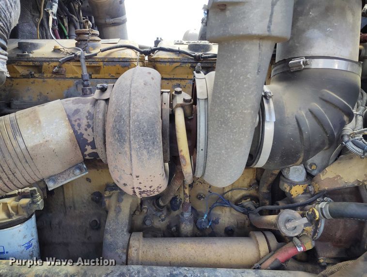 image for item ED0063 1987 Freightliner Conventional semi truck