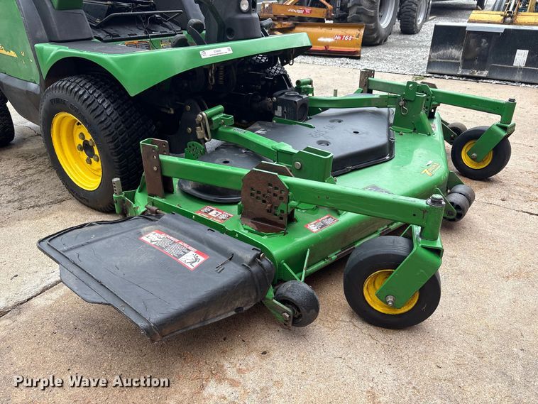 image for item EI5689 2007 John Deere 1435 Series II lawn mower