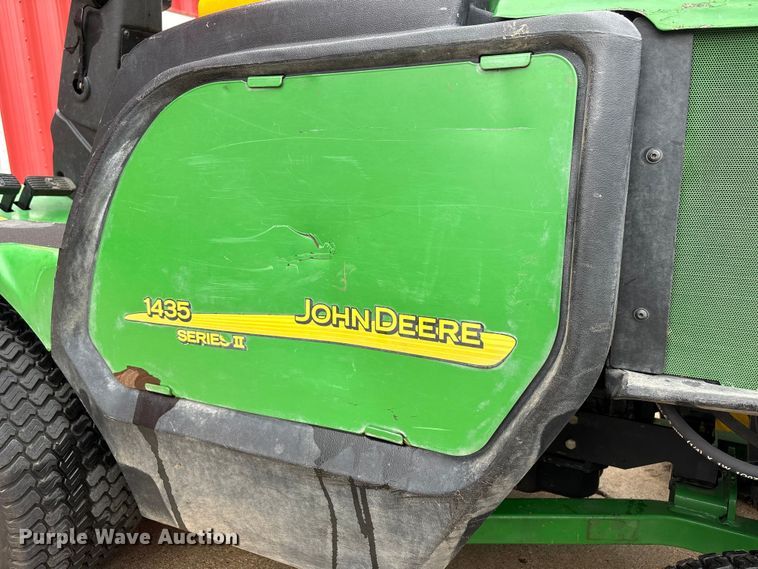 image for item EI5689 2007 John Deere 1435 Series II lawn mower