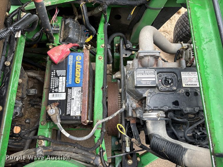 image for item EI5689 2007 John Deere 1435 Series II lawn mower