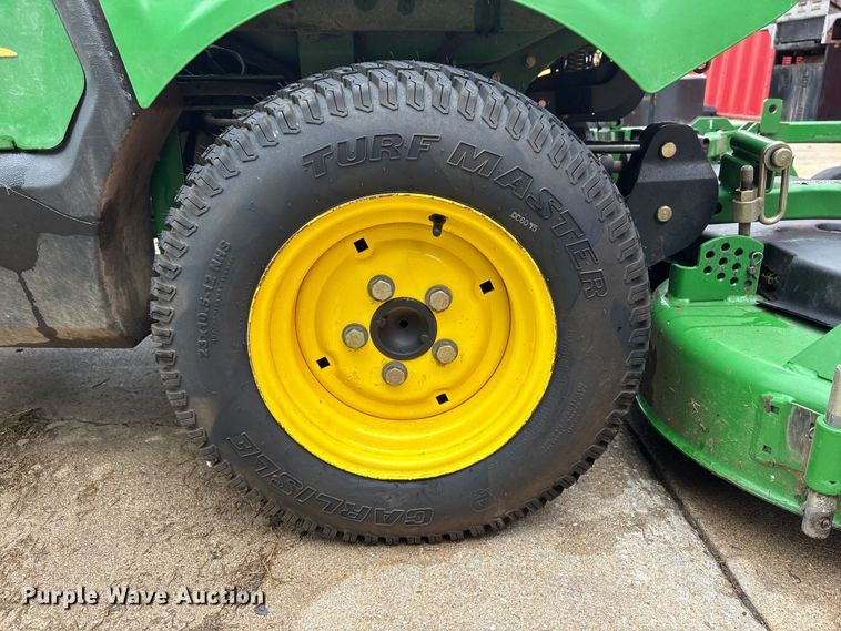 image for item EI5689 2007 John Deere 1435 Series II lawn mower