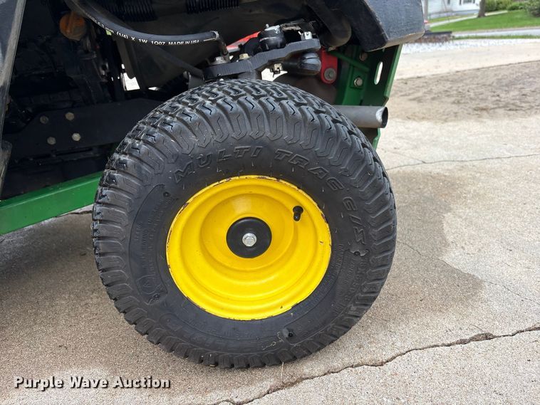 image for item EI5689 2007 John Deere 1435 Series II lawn mower