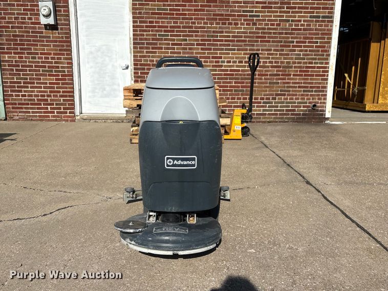 image for item EI5808 Advance Adfinity X20R floor scrubber