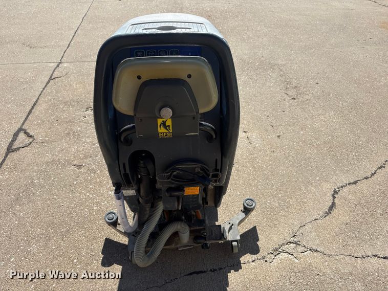 image for item EI5808 Advance Adfinity X20R floor scrubber