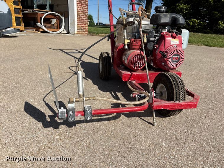 image for item EI5809 Pioneer paint striping machine