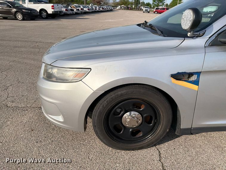 image for item EL0087 2013 Ford Taurus Police Interceptor 