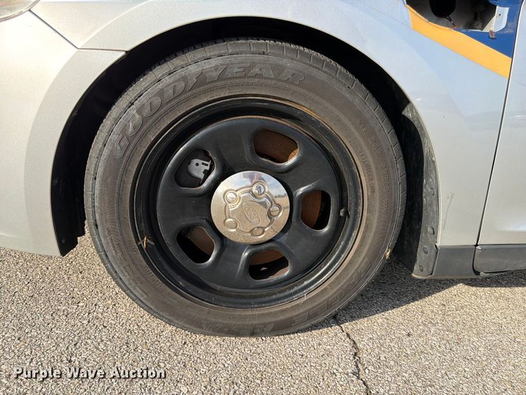 image for item EL0087 2013 Ford Taurus Police Interceptor 