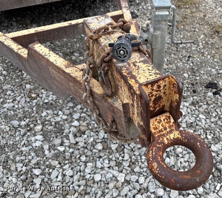 image for item EN3971 1995 Cronkhite 3300A tilt deck utility trailer