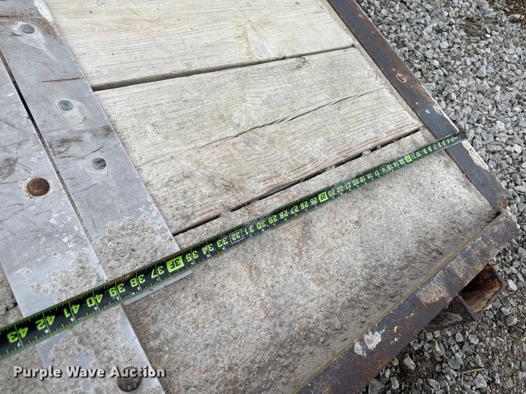 image for item EN3971 1995 Cronkhite 3300A tilt deck utility trailer