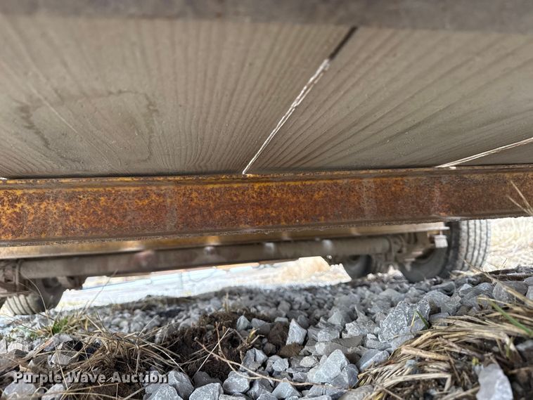 image for item EN3971 1995 Cronkhite 3300A tilt deck utility trailer