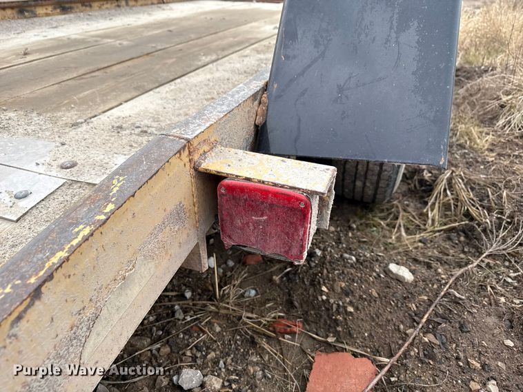 image for item EN3971 1995 Cronkhite 3300A tilt deck utility trailer