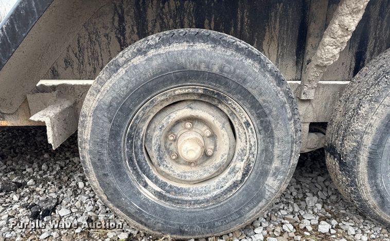 image for item EN3971 1995 Cronkhite 3300A tilt deck utility trailer