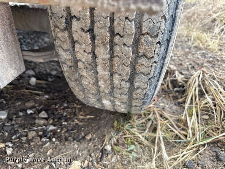 image for item EN3971 1995 Cronkhite 3300A tilt deck utility trailer