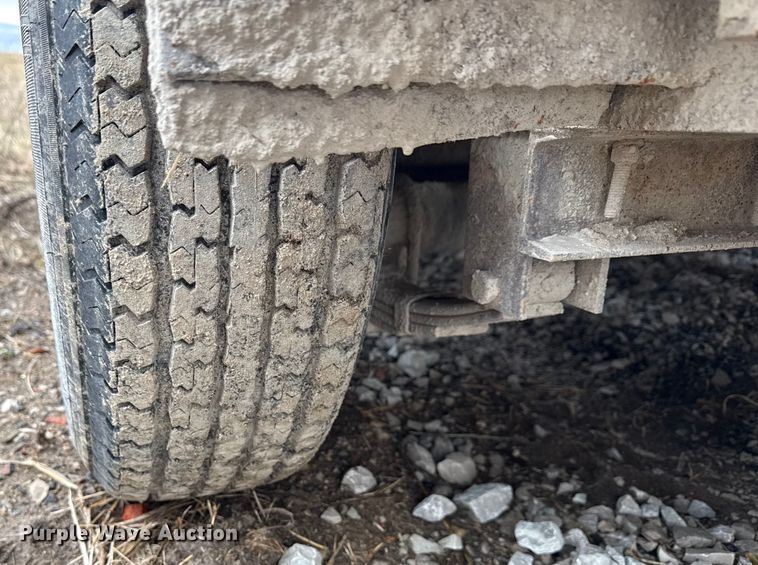 image for item EN3971 1995 Cronkhite 3300A tilt deck utility trailer