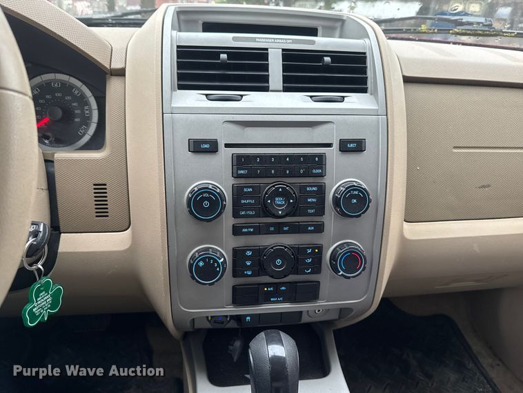 image for item ER0460 2008 Ford Escape SUV