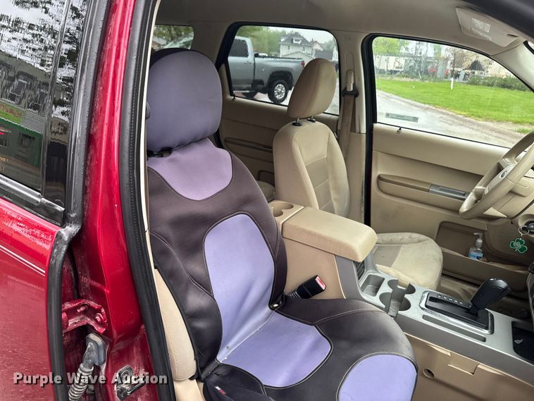 image for item ER0460 2008 Ford Escape SUV