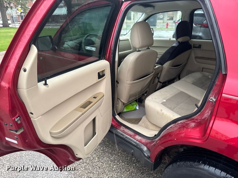 image for item ER0460 2008 Ford Escape SUV